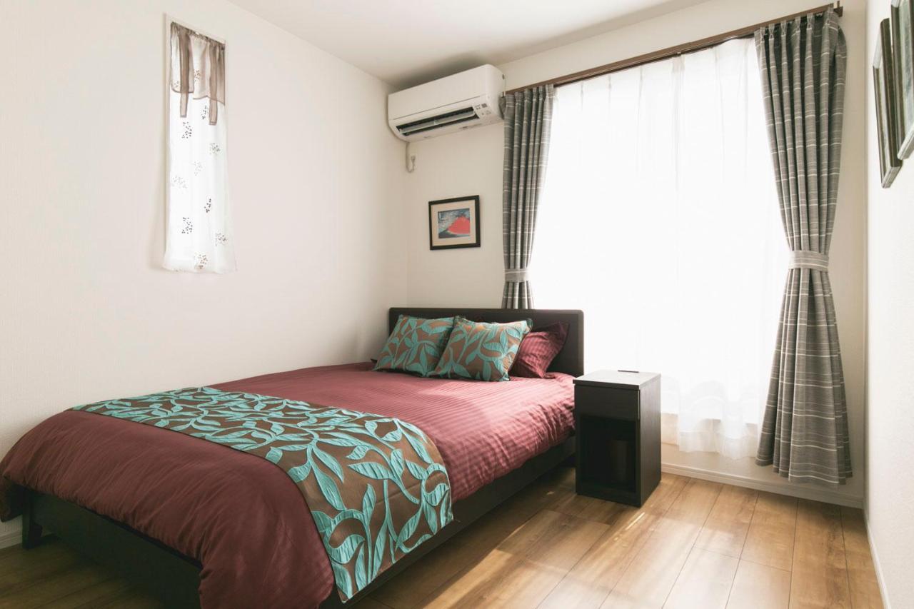 Villa 那覇空港まで10分#新築戸建#国際通りdfs近く#駐車場2台無料#Free Wifi#最大12名 Naha Esterno foto